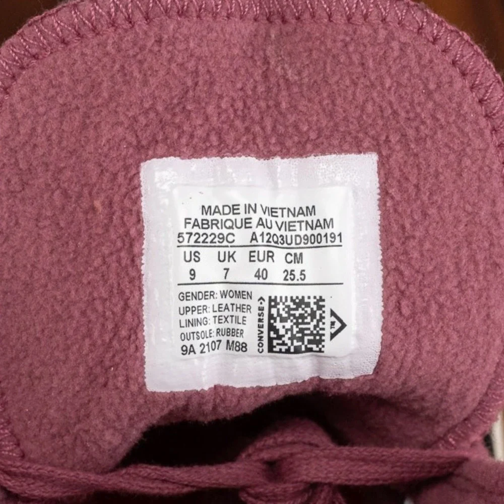 Size 9 - Converse Chuck Taylor All Star Platform Shadowberry Suede Pink